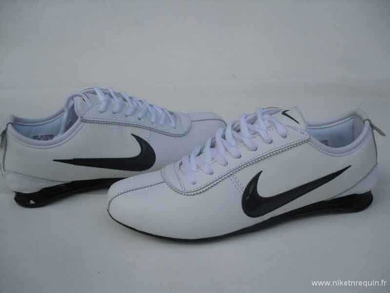 Nike Shox R2 mens blanc noir (3)